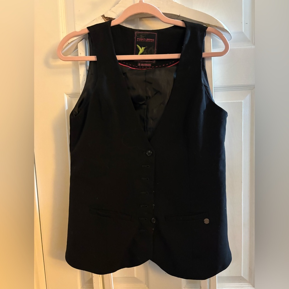 Vest Classic Black Sleeveless Womens